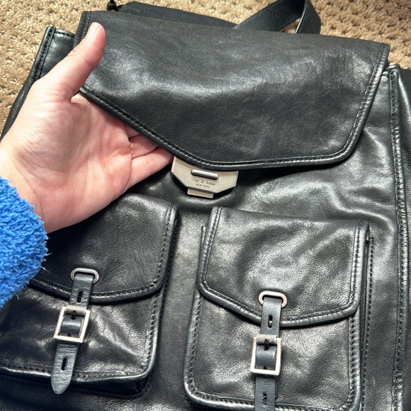 Rag & Bone “Large Field” Leather Backpack! 🎒 🖤 - Picture 4 of 14